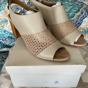 Women’s size 8.5